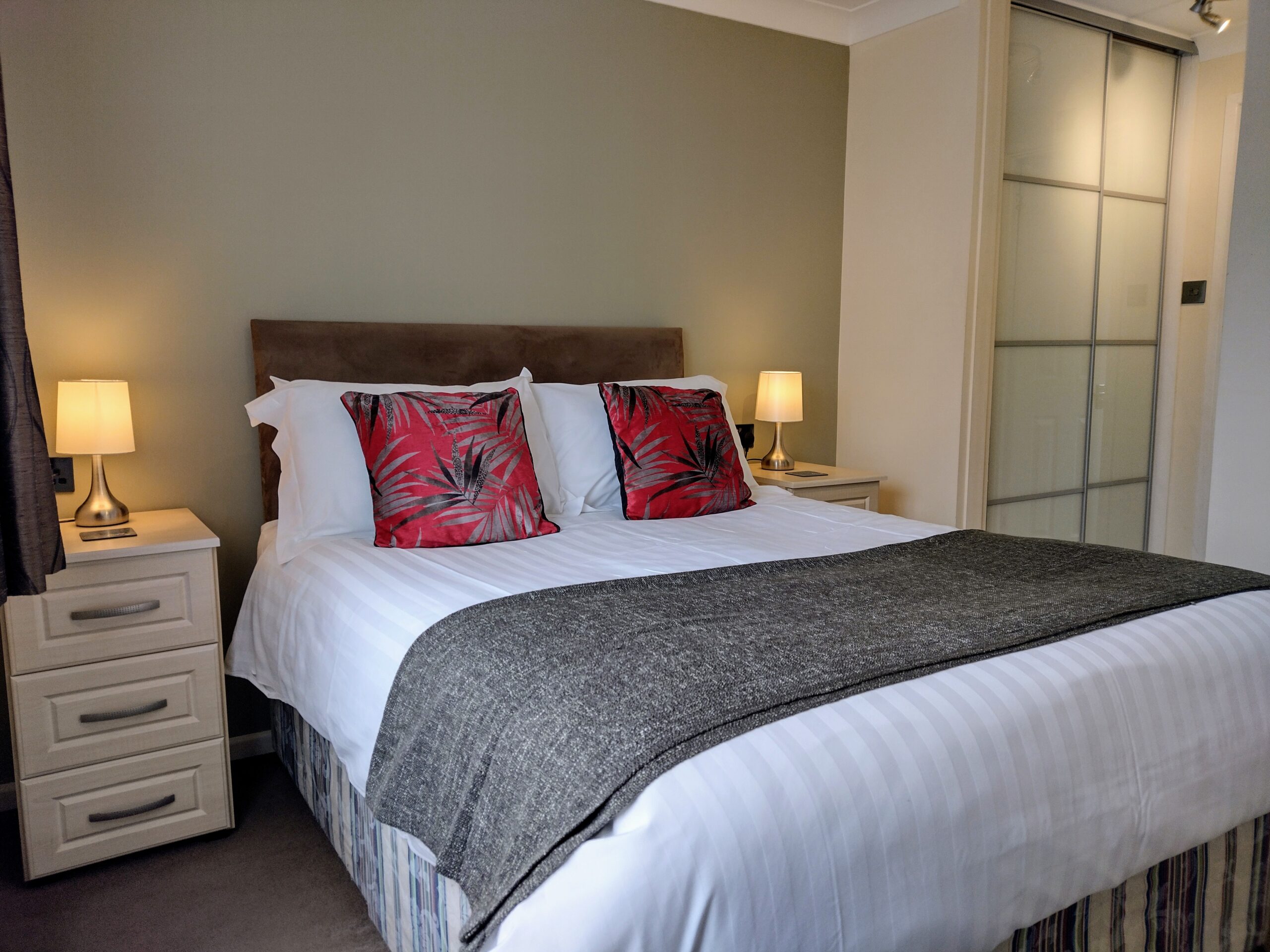 Apple Blossom double bedroom, with an en-suite beyond